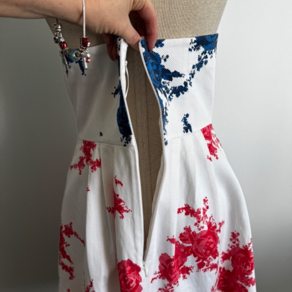 RW&CO - White, Blue and Red Floral Strapless Dress - Picture 8 of 11